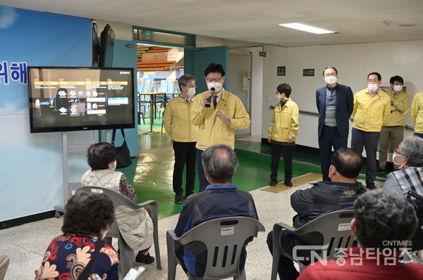 백신 예방접종 센터 사진