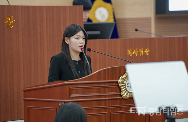 김미성 의원이 27일 열린 아산시의회 임시회에서 5분 자유발언을 하고 있다. 사진=아산시의회