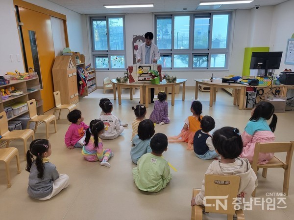 한들물빛유치원 장애인식개선교육 '우리는 달라요. 다르지만 친구예요'. 사진=아산교육지원청